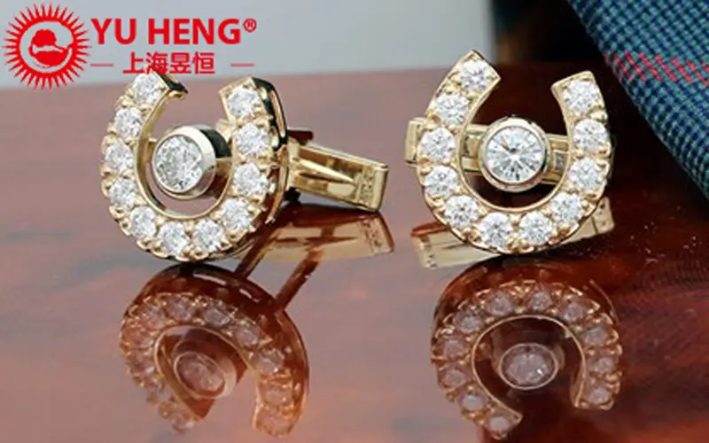 Horseshoe nail cufflinks