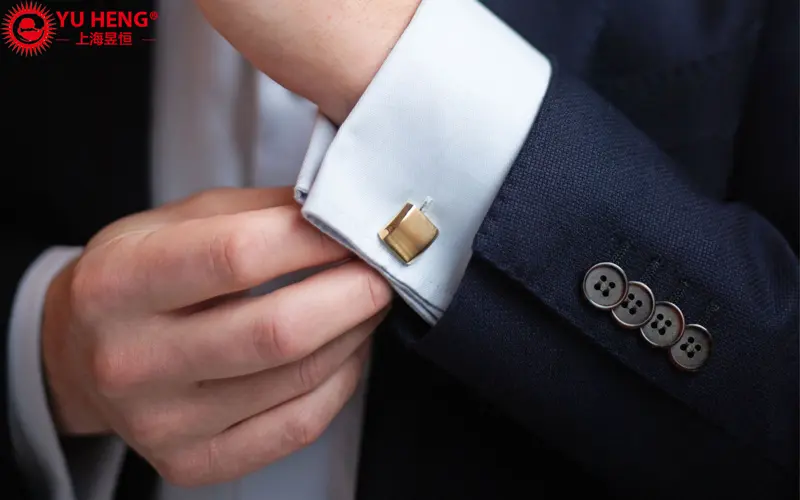 How much do men's cufflinks cost